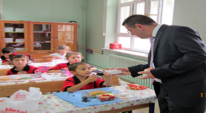 Kahvaltımı Yaptım Meyvem Çantamda