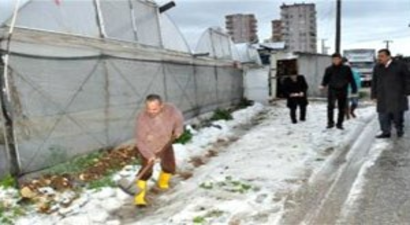 Mersin`de Dolu Yağışı