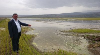 8 Bin Dönüm Arazi Sular Altında