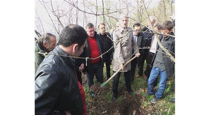 ORDU`DA ÇİFTÇİLERE GÜBRELEME VE TOPRAK EĞİTİMİ