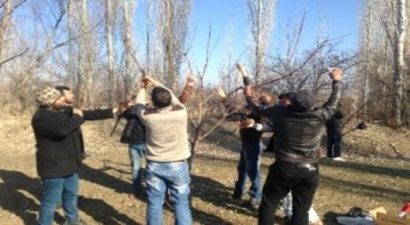 Iğdır`da `Ağaç Budama Eğitimi` Verildi