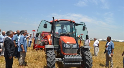 Anız Yakımını Engelleyecek Tarım Makinesi Tanıtıldı