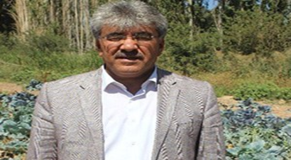 Akkışla Belediyesi Organik Tarım Yapan Çiftçinin Yanında