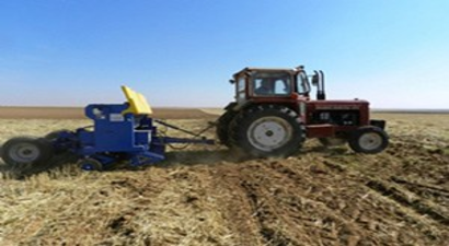 Çiftçi Mesaiye Başladı