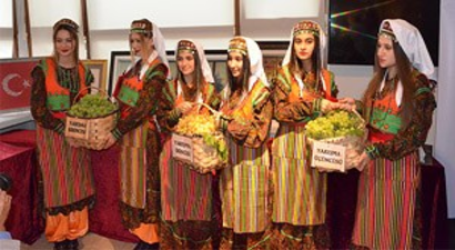 Safranbolu`da En Güzel Üzümü Yetiştiren Üreticiler Ödüllendirildi