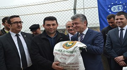 İnegöl`lü Çiftçilere Tohum Desteği