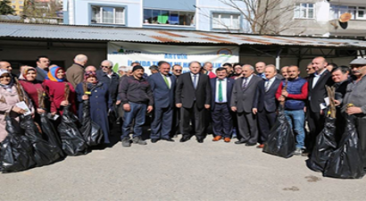 `Meyvecilik Geliştirme Projesi` Kapsamında Fidan Dağıtıldı