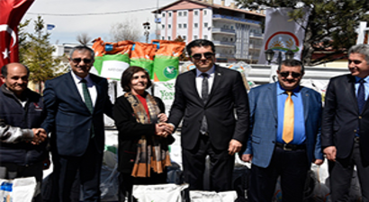 Çiftçiye 68 Tonluk Tarihi Tohum Desteği