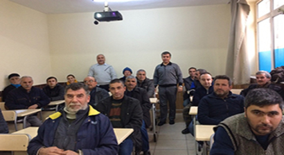 Zeytin Budama Ustaları Yetişiyor