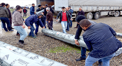 Çiftçilere Sera Naylonu Dağıtıldı