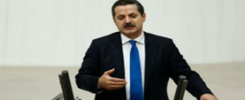 Bakan Çelik Gençlere Müjdeyi Verdi!