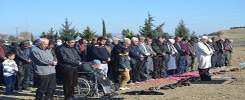 Kozan Ve İmamoğlu`da Köylüler Yağmur Duasına Çıktı