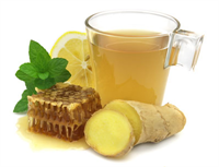 Zencefil Zencefilin içerisinde yer alan gingerol maddesi ağrı kesici ateş düşürücü özelliklere sahiptir İnce ince doğranmış 1 tutam zencefil limon sıkılmış ılık suda 20 dakika bekletilip günde 2 3 kez içildiğinde boğaz ağrıları ve öksürüğün geçmesine yardımcı olur