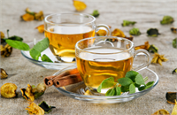 Yeşil çayda bulunan polyphenol ve flavonoidler enfeksiyonlara karşı savaşıp sağlığınızı güçlendirerek bağışıklık sistemini desteklemeye yardımcı olur