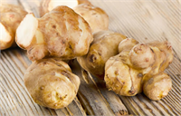 Yer elması içerdiği bol miktarda fosfor sayesinde kemik erimesini ciddi şekilde önleyerek güçlü kemik yapısını destekler