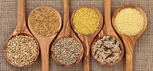 Bulgur yulaf mercimek gibi tam tahıllar E vitamini sayesinde akciğerlerinizi destekliyor kandaki nikotin oranını azaltıyor