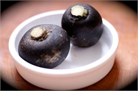 Siyah turp böbrek sağlığı için faydalıdır böbrek taşlarının düşürülmesine ve taşların oluşmamasına fayda sağlar