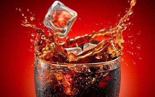 Kolalı içecekleri ve işlenmiş mevye sularını alışveriş sepetinizde koymayın Bu sayede vücudunuzu da arındırabilirsiniz