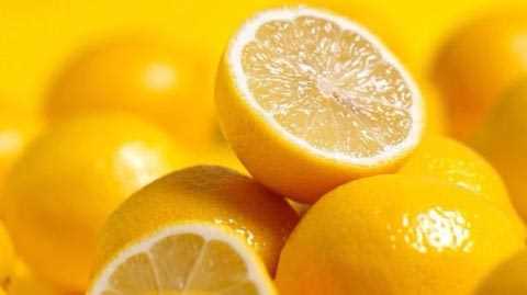 Aslında limon kabuğunun o kadar çok faydası var ki bu faydaları bilseniz kabukları çöpe atmaktan vazgeçersiniz