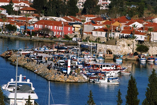 5 Sığacık Seferihisar İzmir Eğer sizin için en önemli şey sakinlik ise ülkenin en sakin ilçesi Seferihisar a bağlı bu köy tam sizlik