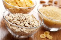 15 Yulaf Yulaf her şekliyle LDL seviyenizi yani kötü kolesterolü düşürerek kalbiniz için faydalı olabilir Sıcak bir kase yulaf lapası sizi saatlerce tok tutar abur cubur isteğiyle savaşır ve kan şekeri seviyenizi zamanla stabil hale getirir bu da yulafı diyabetli kişiler için faydalı hale getirir