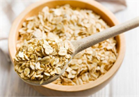 Yulaf Kaliteli bir uyku için önemli olan kalsiyum ve magnezyum mineralini içeren yulaf aynı zamanda içerdiği melatonin hormonu sayesinde kaliteli bir uyku ile vücudun yenilenmesini sağlar