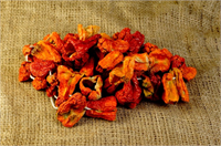 Eğer kurutma işleminin başarısını ölçmek istiyorsanız sebzeleri ortadan ikiye kırarak kontrolünü yapabilirsiniz Eğer kırılma işlemi gerçekleşmişse sonuç başarılıdır demektir