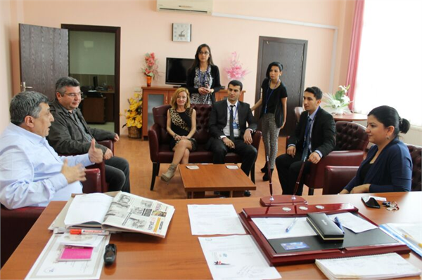 Coşkun Yıldırım istekli öğrencilerin CV lerinin öncelikle değerlendirmenin firmamız açısından da çok önemli olacağını belirtti