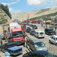 Vodafone Çiftçi Kulübü Tırı Soma da Yardımlarına Devam Ediyor