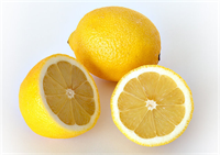 Bir kısmını ziyan etmeyip yemeklerinize yeni bir lezzet katması dışında rendelenmiş limonunuz limonun sadece suyunda bulunandan 5 veya 10 kat daha fazla vitamin içerir Ve evet şimdiye kadar bunu kaybediyordunuz