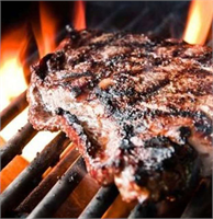 Bifteği olabildiğince organik haliyle tüketmeye çalışın Bu haliyle bedeniniz için çok daha sağlıklı ve protein alımı için en doğru şekli olacaktır Özellikle ızgara olarak pişirmelisiniz Izgara etinizi sebzelerle tüketebilirsiniz