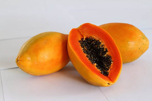 9 Papaya Tropikal meyve olan papaya 185 miligram C vitamini içerir Günlük ihtiyacın 2 5 katı