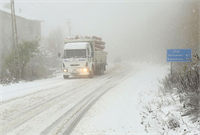 Kastamonu nun Abana ilçesinin yüksek kesimlerinde yoğun kar yağışı yaşamı olumsuz etkiliyor