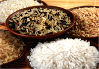 Tam tahıllar Esmer pirinç esmer ekmek yulaf darı vb B6 B12 ve folik asit içerirler Hafızayı korumak konsantrasyon ve beyine kan akışını sağlamak için gereklidirler Kuruyemiş ve tohumlar Ruh halini pozitif yonde etkilerler