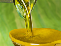 1 Kaliteli zeytinyağı nasıl olmalıdır 3 unsuru içermelidir Tek bahçenin en sağlam ve en sağlıklı zeytinlerinden doğal yöntemlerle elde edilmiş saf yağdır Doğal yöntem nedir Herhangi bir enzim karışım eklenmeden ısıl işlemden geçmeden soğuk sıkım elde etmektir Soğuk sıkım maksimum 30 C dir