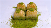 2 dilim baklava Ortalama 4 yemek kaşığı şeker