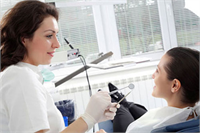 Hastanın diş hekimine danışmadan kendi kendine aldığı ilaçlar tedaviyi oldukça zorlaştırmaktadır