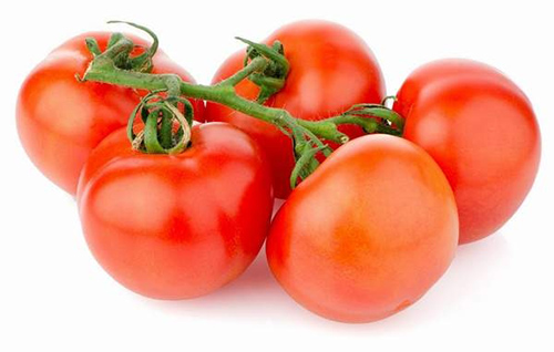 VAZGEÇİLMEZ BİR VİTAMİN Kışın yeteri kadar güneş görülmemeye bağlı olarak vücutta D vitamini düşer Buna bağlı olarak bireylerin D vitaminlerini kontrol ettirip gerekirse takviye yapmaları gerekir Düşük D vitamini insülin direnci oluşumunda ve kalp damar sağlığı için oldukça önemli