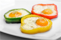 Yumurta ne kadar yararlıdır Yumurta mükemmel bir gıda olup güzel yiyecektir Yumurta yüksek değerde protein ihtiva ettiği için yemeklerde kullanılabilir Yumurtada 10 temel aminoasit mevcuttur