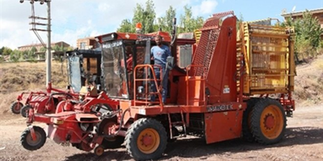 Pancar Söküm Makineleri Göz Kamaştırdı