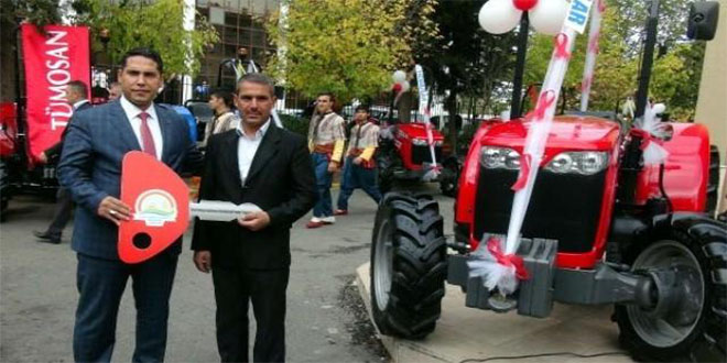 Gaziantep te 34 Çiftçiye Traktör Verildi