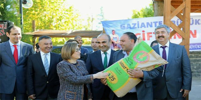 Tohum Desteği Araban İle Yavuzeli nde Devam Etti