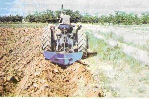 Çiftçiler tarım araçları güvenliği konusunda bilgilendirildi