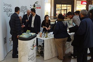 Zeytin ve Zeytinyağı Tanıtımı Tüm Hızıyla Sürüyor