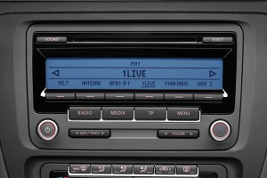 Çiftçi Traktöründe Cd Çalar Klima İstiyor