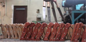 Çin Malı Kurban Bıçakları Hem Kasaba Hem Hayvana Eziyet Ediyor