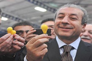 Bakan Eker Berlin Yeşil Hafta Fuarı nı Gezdi