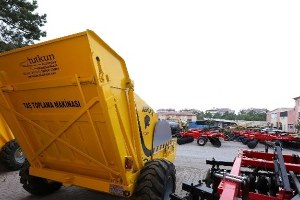 Büyükşehir den Çiftçiye Destek