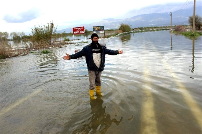 Aydınlı Çiftçiye 2 Milyon TL Afet Desteği