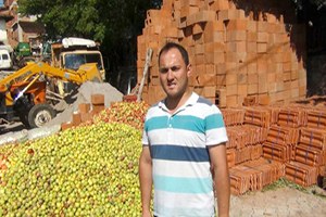 Simav da Dip Elması ve Kurusu da Para Ediyor